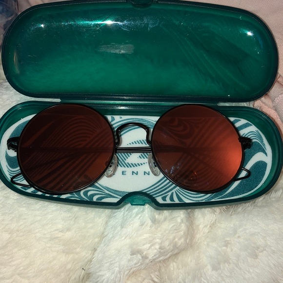 Sunglasses - Picture 1 of 5
